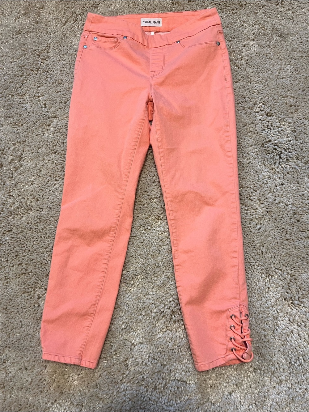 Tribal Jeans Audrey Mid-Rise Pull-On Capri Pants Coral Size 4 Lace-Up Hem